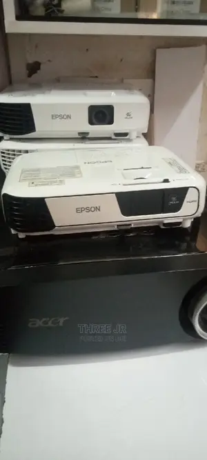 EX Uk Projectors for Sale Available