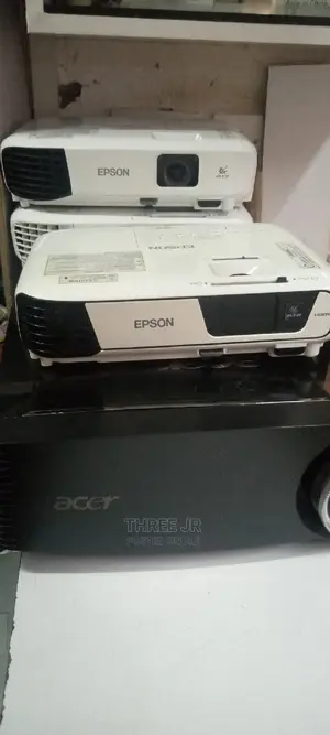 EX Uk Projectors for Sale Available