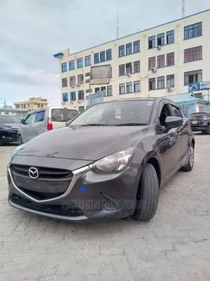 Mazda Demio 2016 Pink