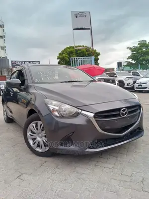 Mazda Demio 2016 Pink