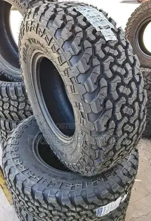 265/60 R18 Maxtrek a/T Nylon