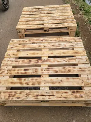 Torched Raised Wooden Pallet Bed
