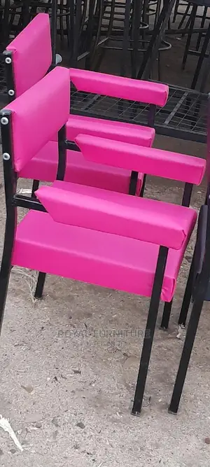 Salon Seats Pink