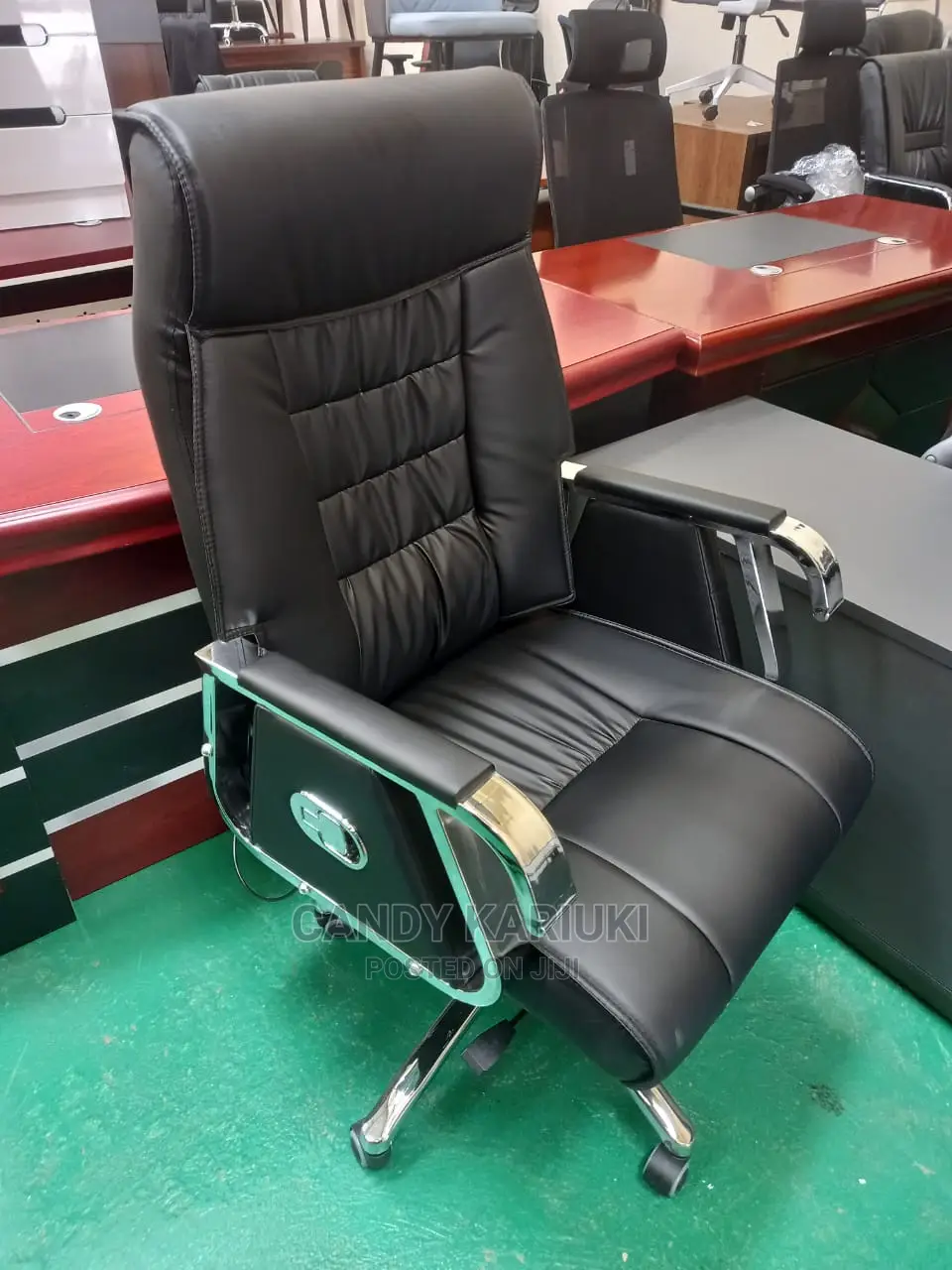 Super Comfy Office Seat