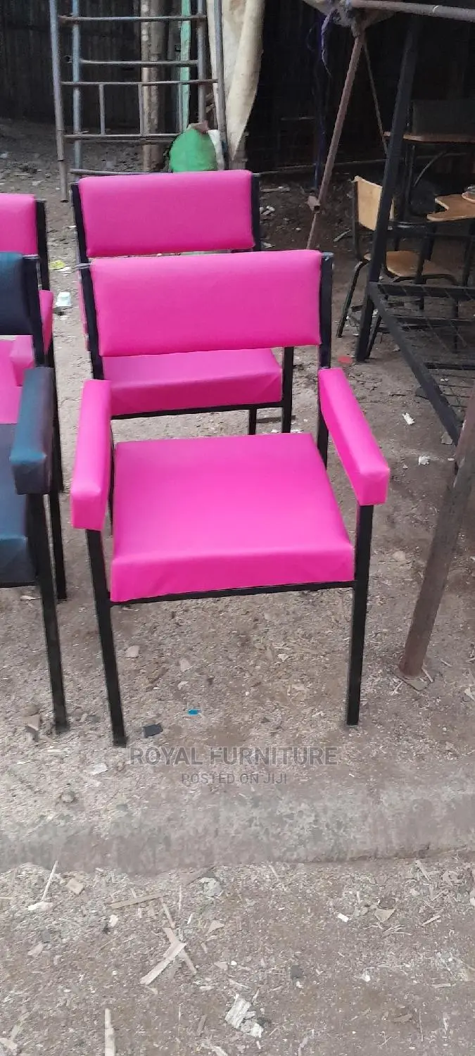 Salon Waiting Seat
