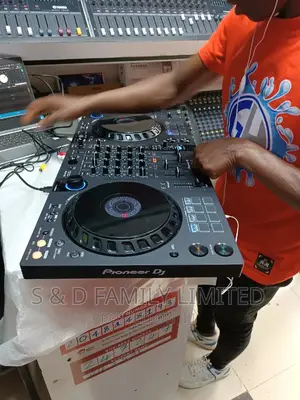 Pioneer 4 Channels Dj Mixer FLX6