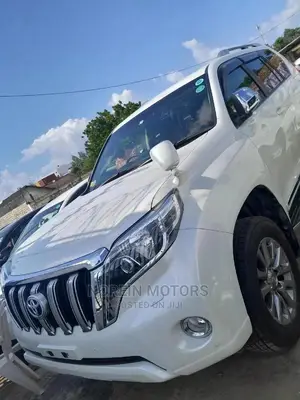 Toyota Land Cruiser Prado 2016 White