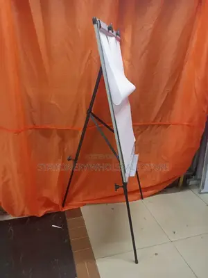Flipchart Stand Heavy Duty With Paper 3ftx2ft