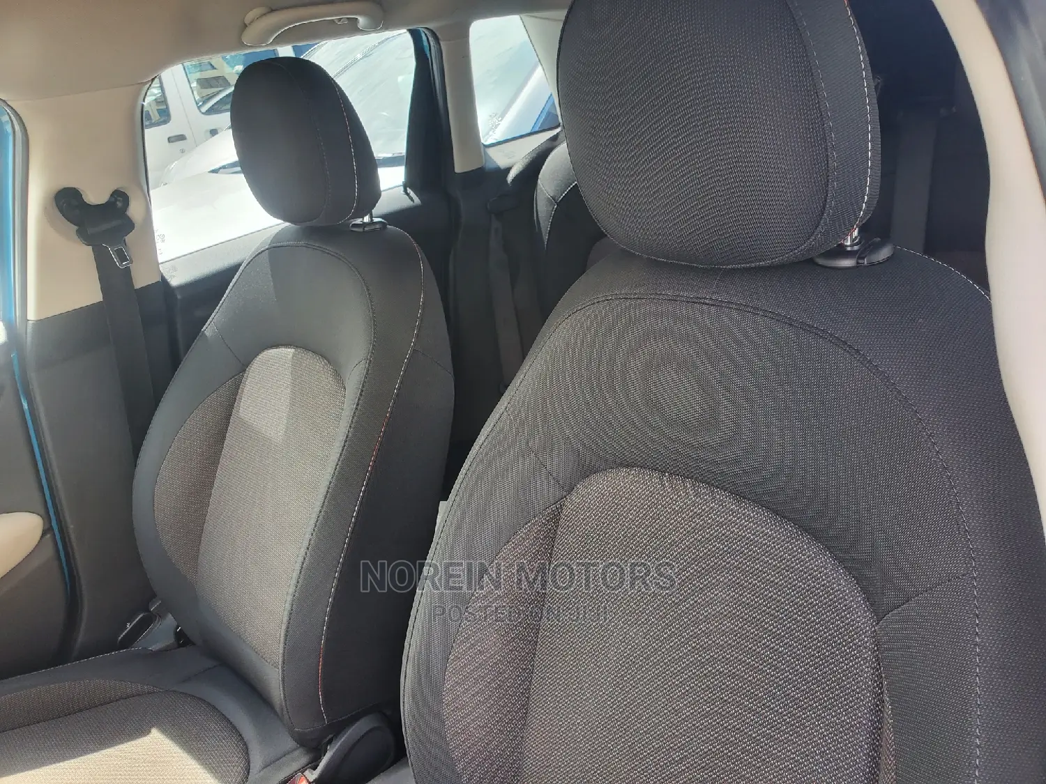 Mini Cooper 2016 Blue