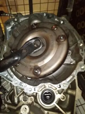 Nissan (X-Trail, Serena, Bluebird, Dualis) Mr20-4wd Gearbox