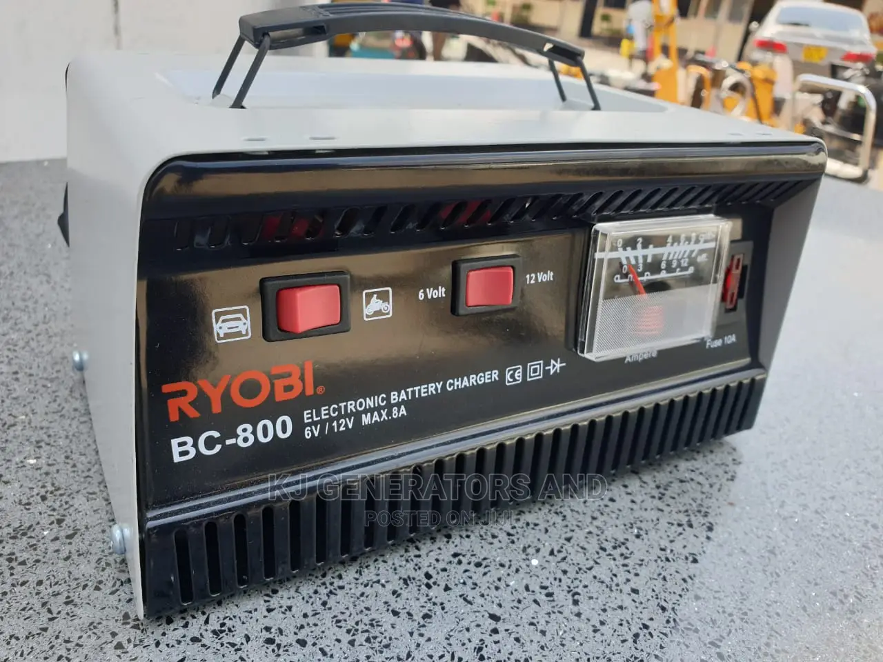 8AMP Electronic Battery Charger