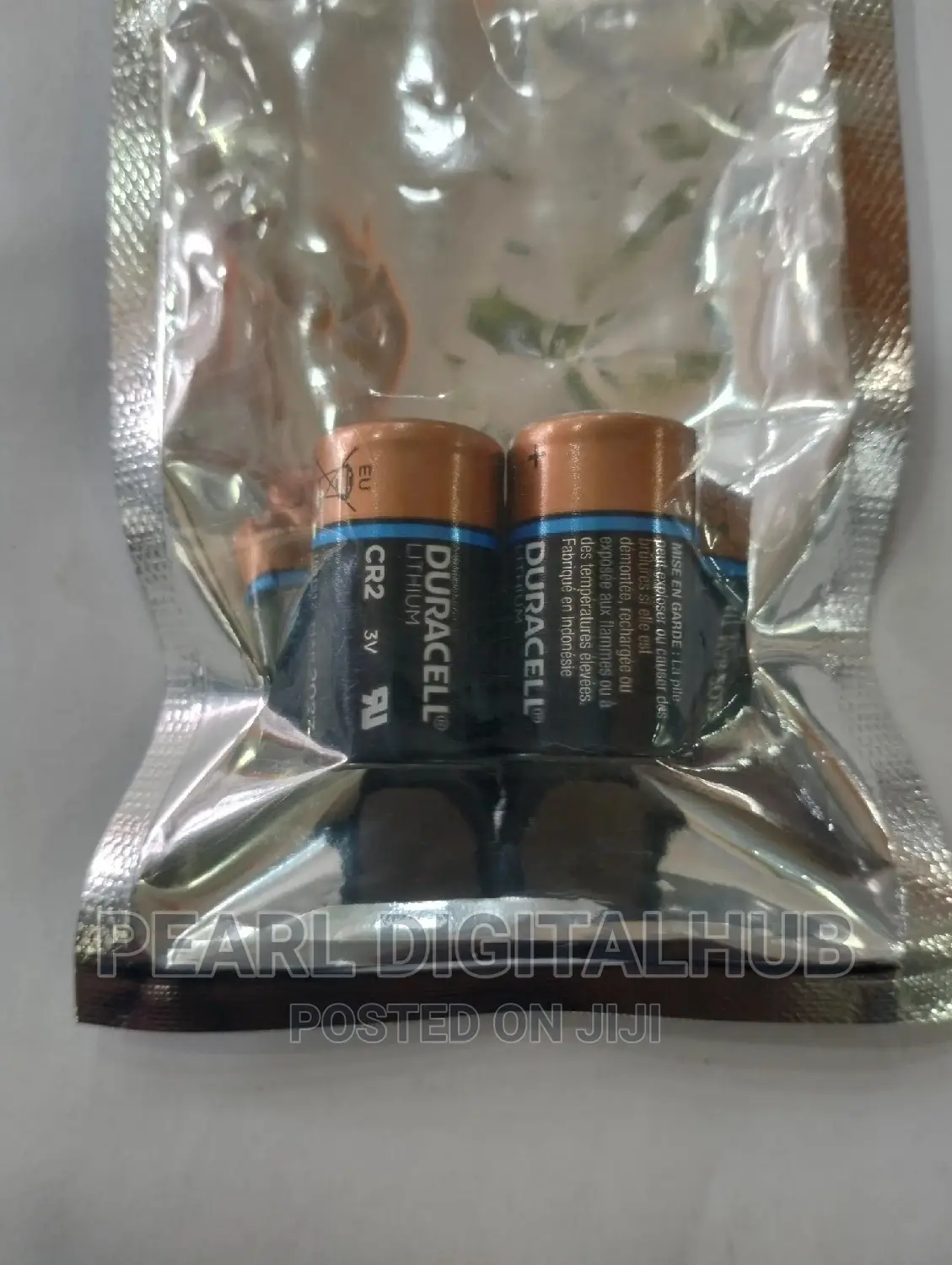 CR2 Duracell Battery
