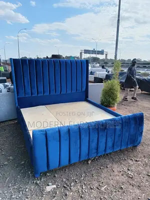 Blue 6/6 Bed
