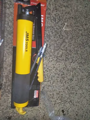 600cv Yellow Handheld Grease Gun