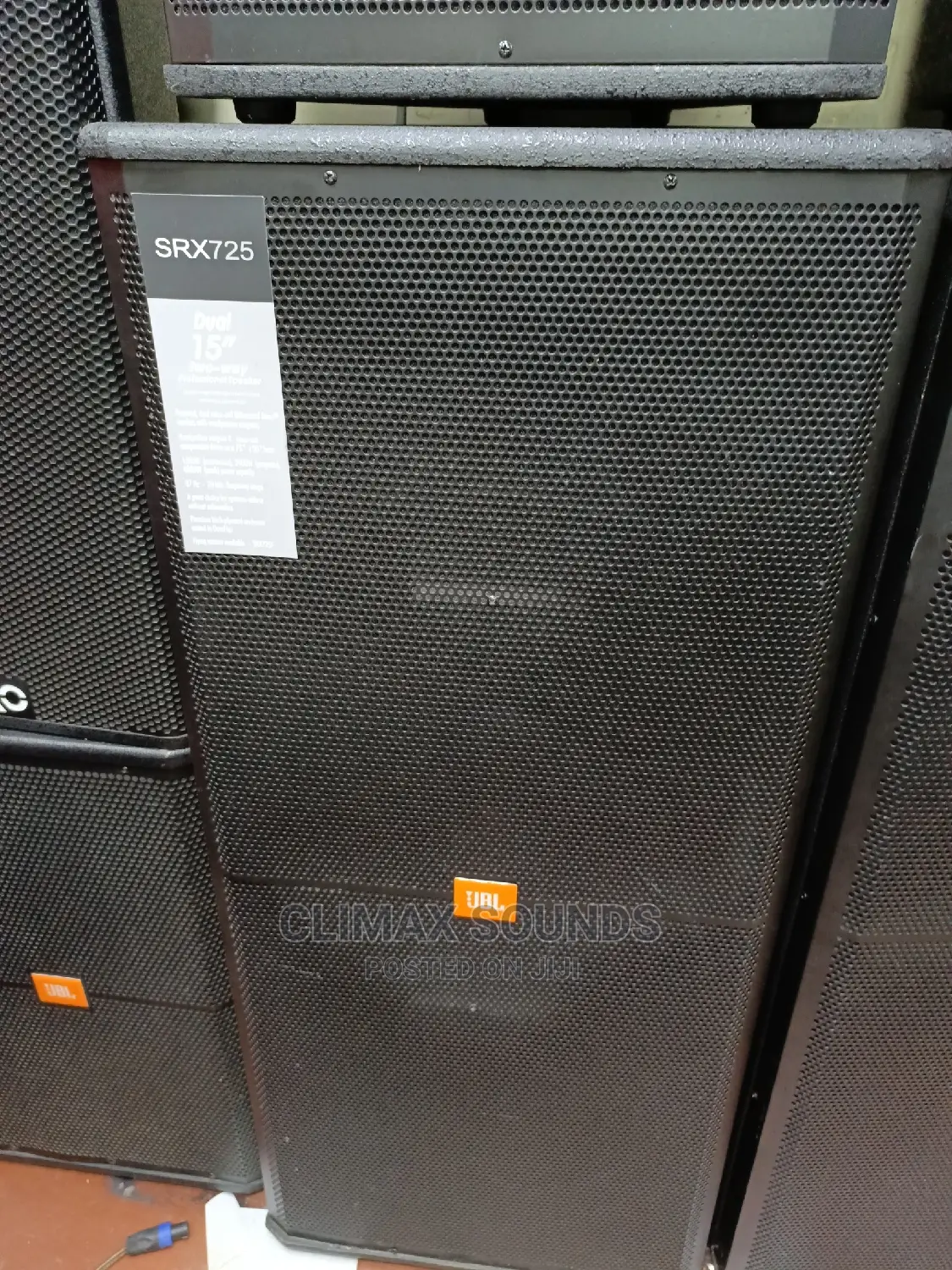 Full Range Speaker  JBL SRX 725