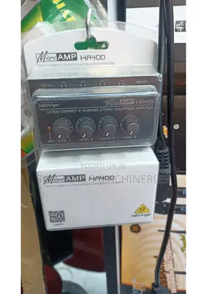 Behringer Micro Headphone Amplifier HA400