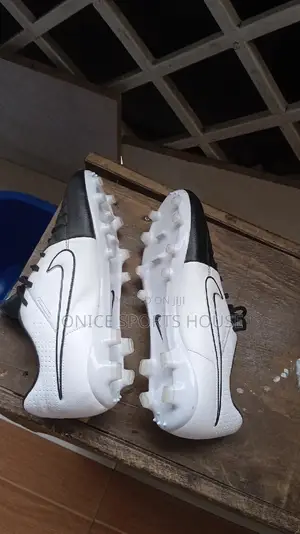 Tiempo Soccer Boots
