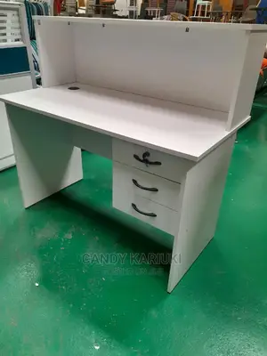 Spacious Office Reception Desk