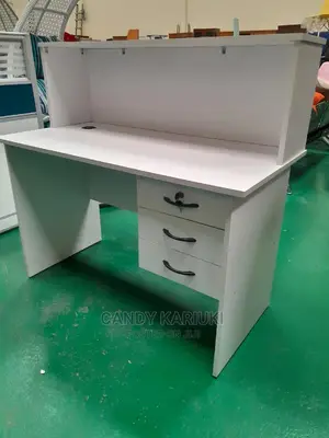 Ideal Reception Desk (1m)