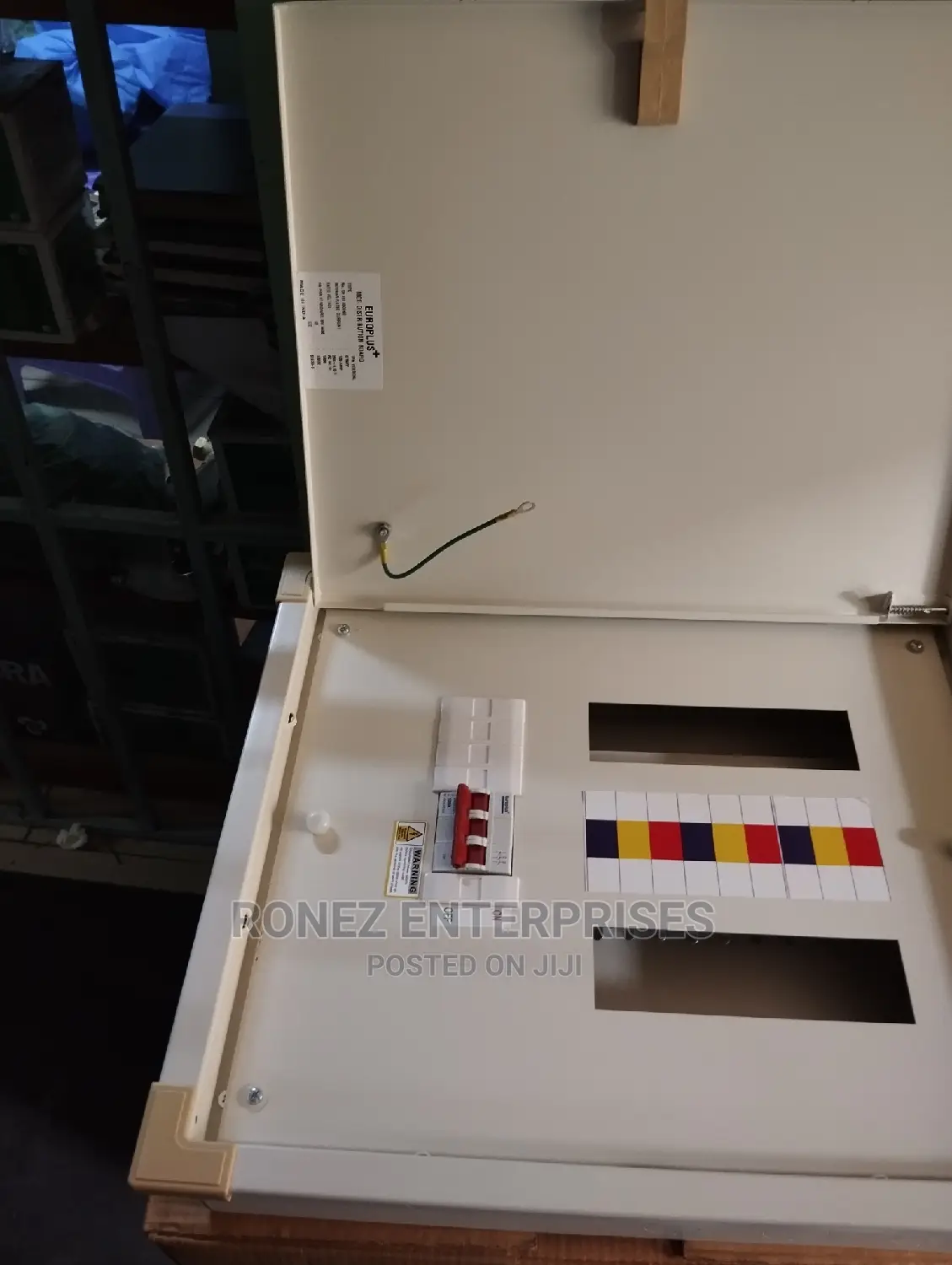 Distribution Board 6 Way