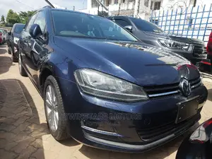 Volkswagen Golf 2017 Blue