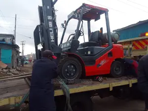 Crane and Forklifts for Hire