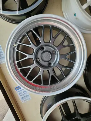 Size 15 Inches Toyota Alloy Rims Set