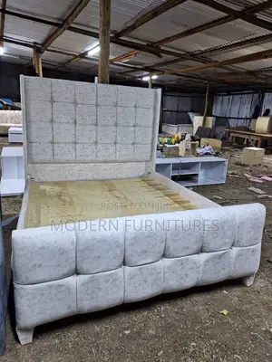 5/6 Fabric Bed