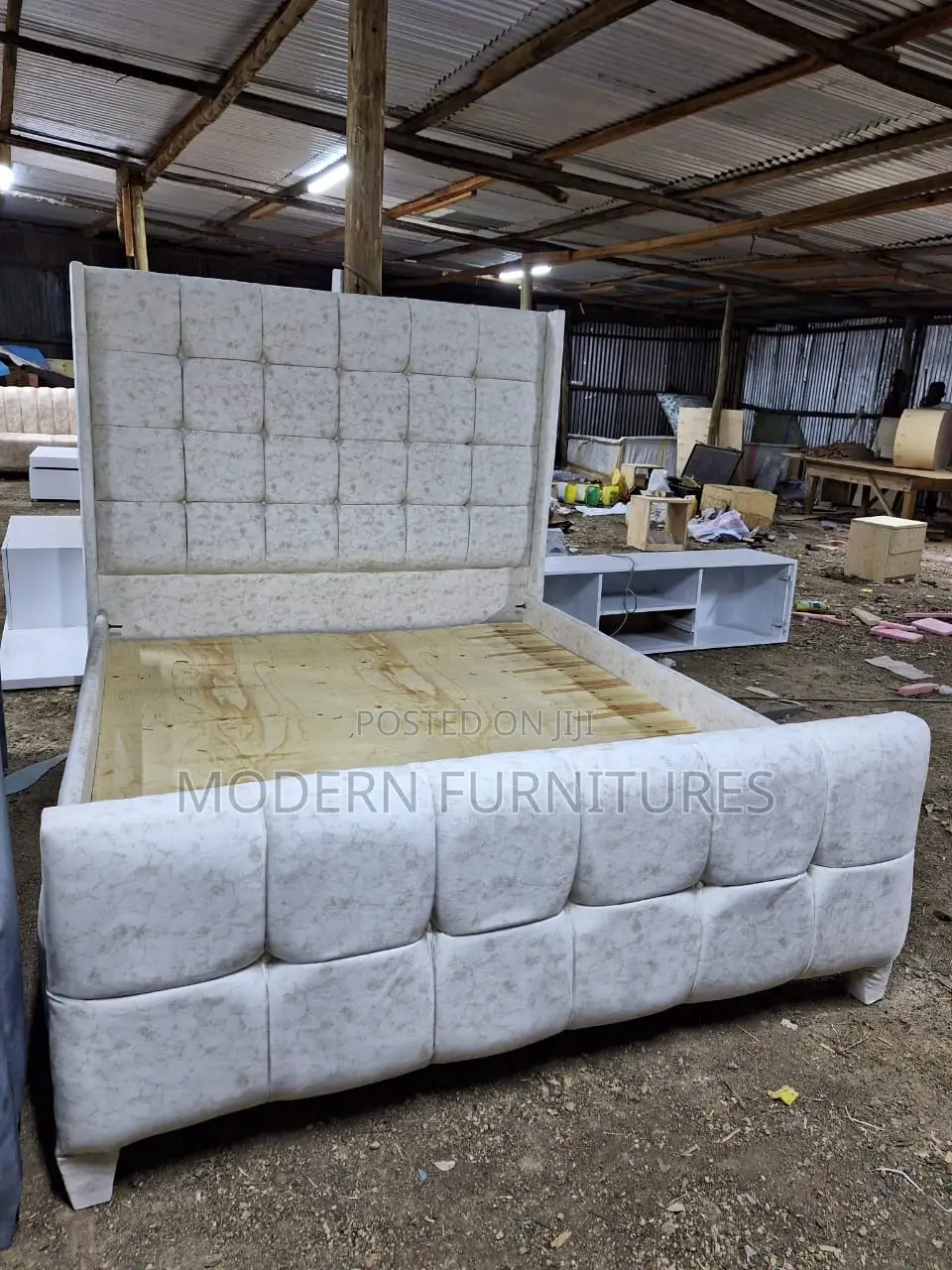 5/6 Fabric Bed