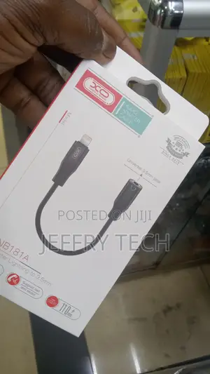 NB181A Audio Adapter Lightning To3.5mm (Charging + Audio Tra