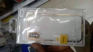 Apple iPhone X/Xs Clear Cover With Gold Frame