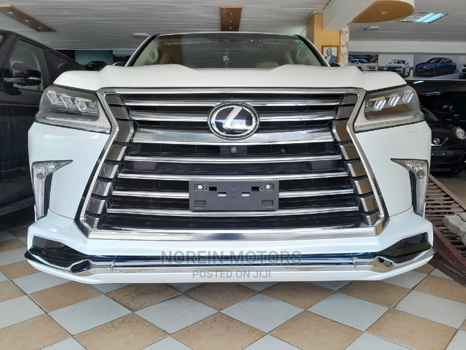 Lexus LX 2016 White