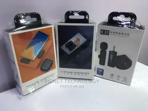 iPhone and USB-C Wireless Microphone