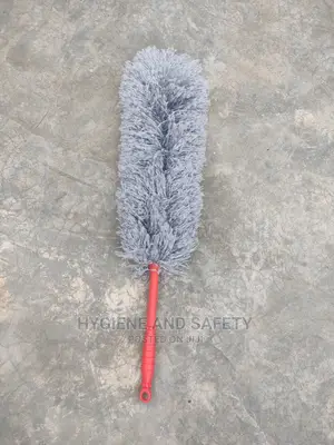 Feather Duster (Cotton) Short