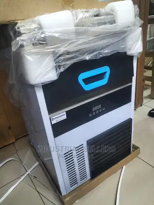 Industrial Ice Cube Maker 40kgs/24hrs