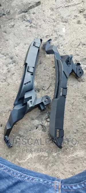 Honda Re4 Headlight Bracket