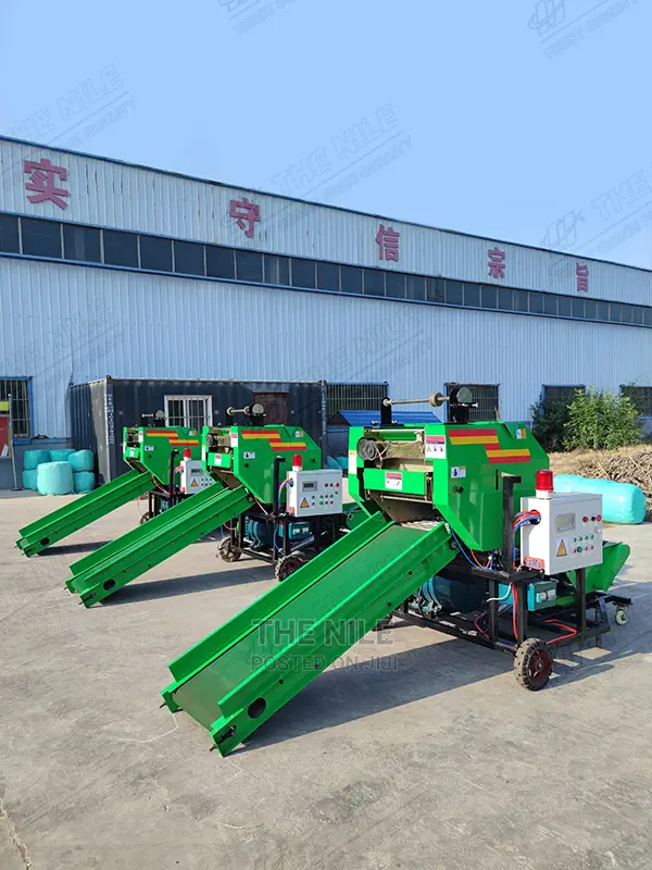 Good Baling Density Corn Straw Silage Machine With Wheels