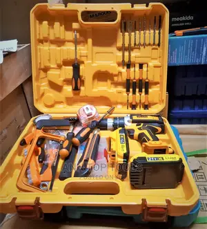21 Volts Dewalt Cordless Drill Set