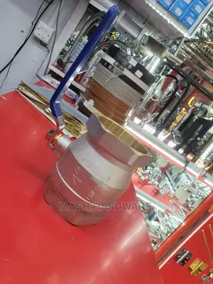 4" Lirlee Ball Cork
