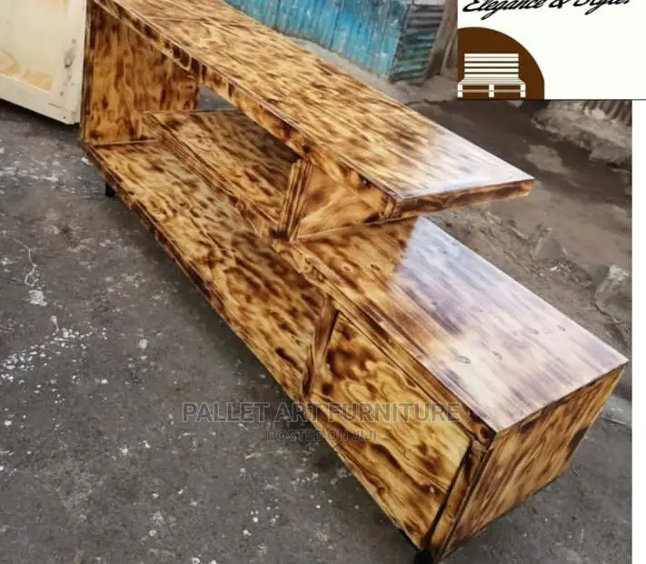 Pallet Tv Stand