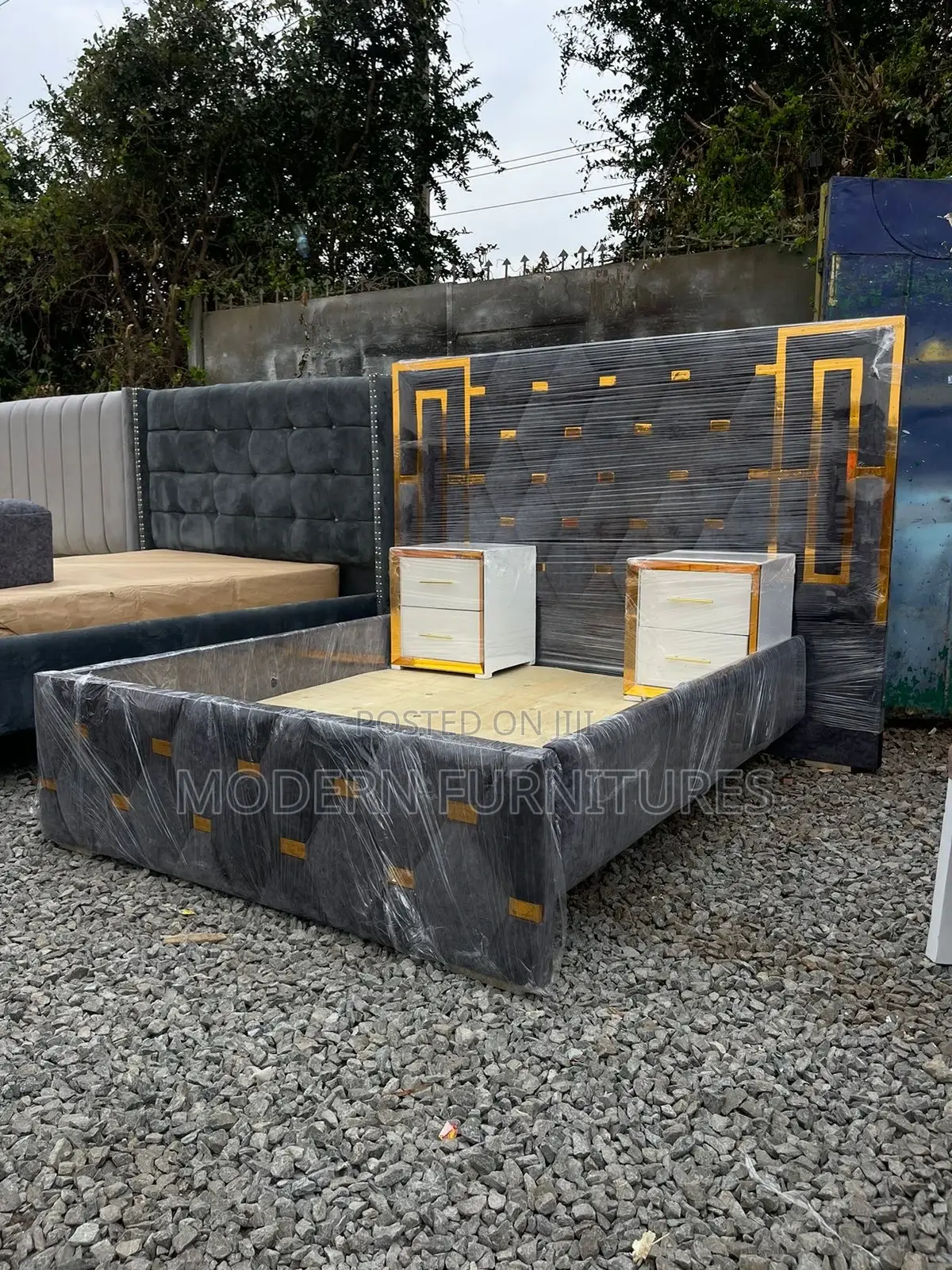 5/6 Modern Bed