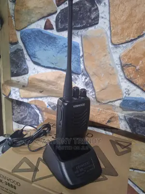 TK-3000 UHF Two-Way Radio