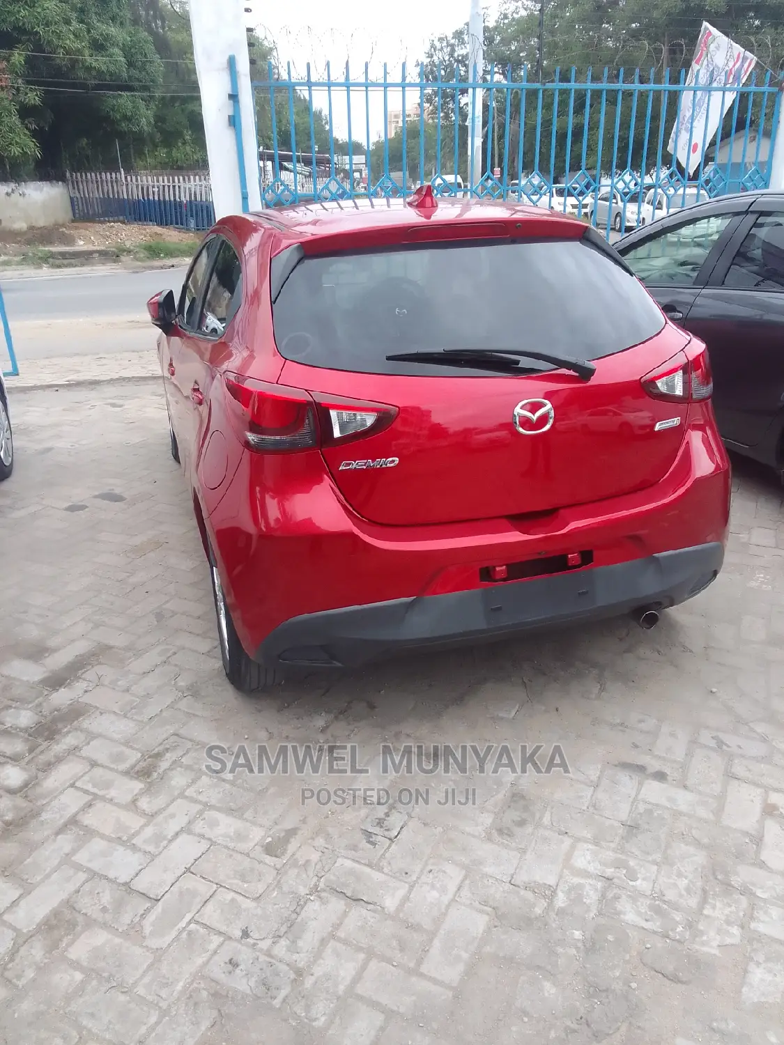 Mazda Demio 2016 Red