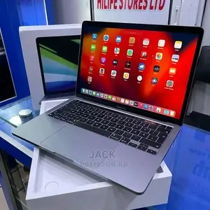 Laptop Apple MacBook Pro 2022 M2 8GB Apple M2 SSD 512GB