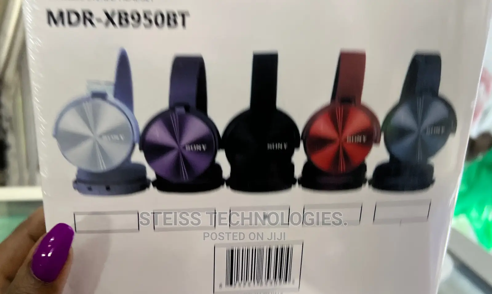 MDR-XB950 Sony Wireless Headphones.