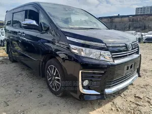 Toyota Voxy 2016 Black
