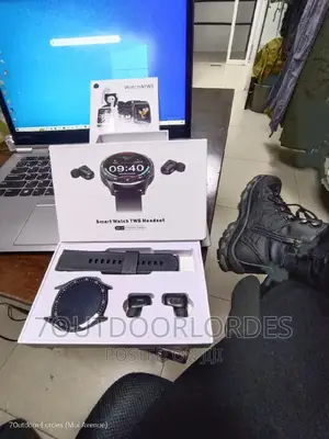 Smart Watch With Bluetooth Headsets