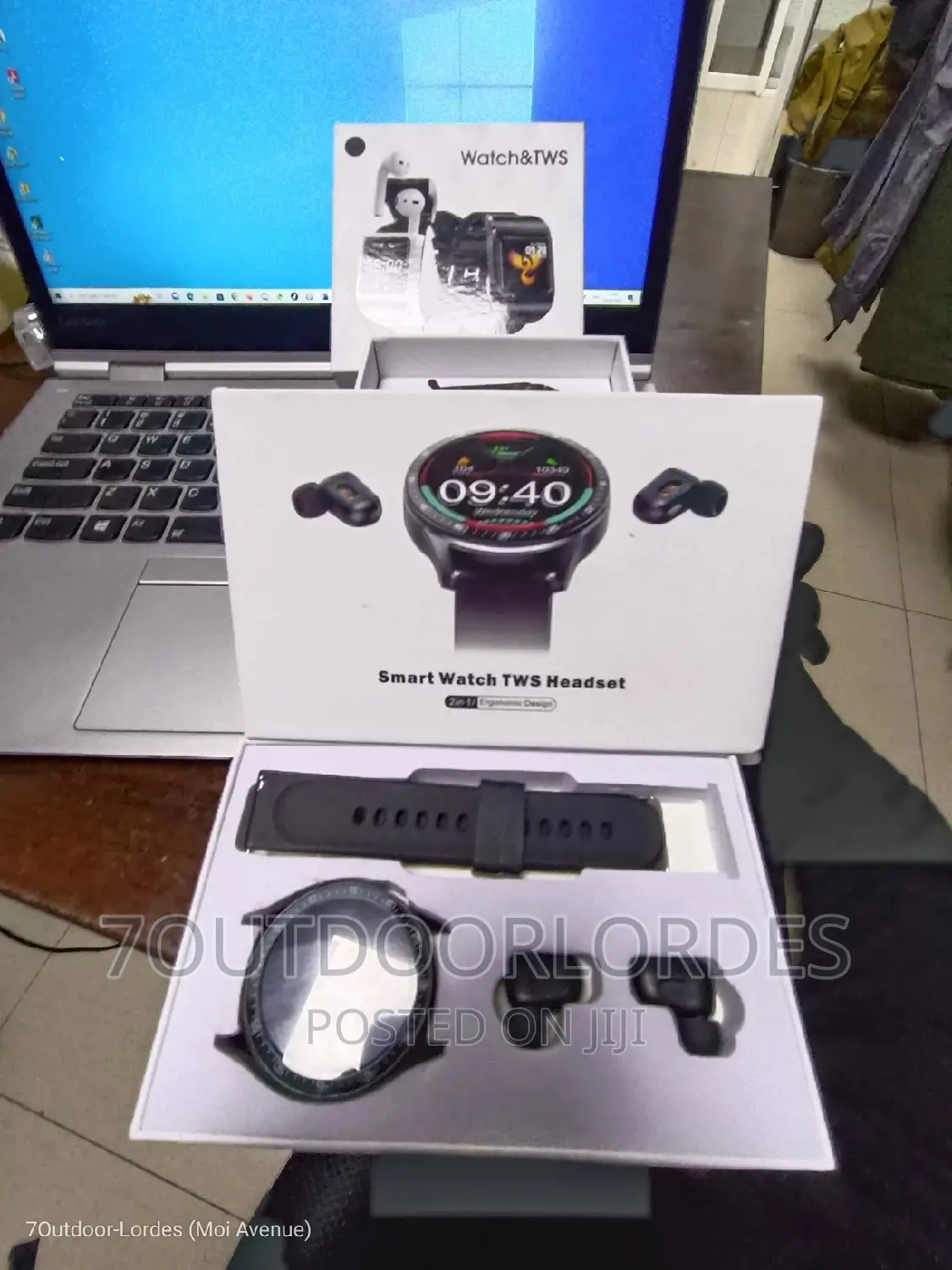 Smart Watch With Bluetooth Headsets