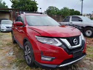 Nissan X-Trail 2016 Red