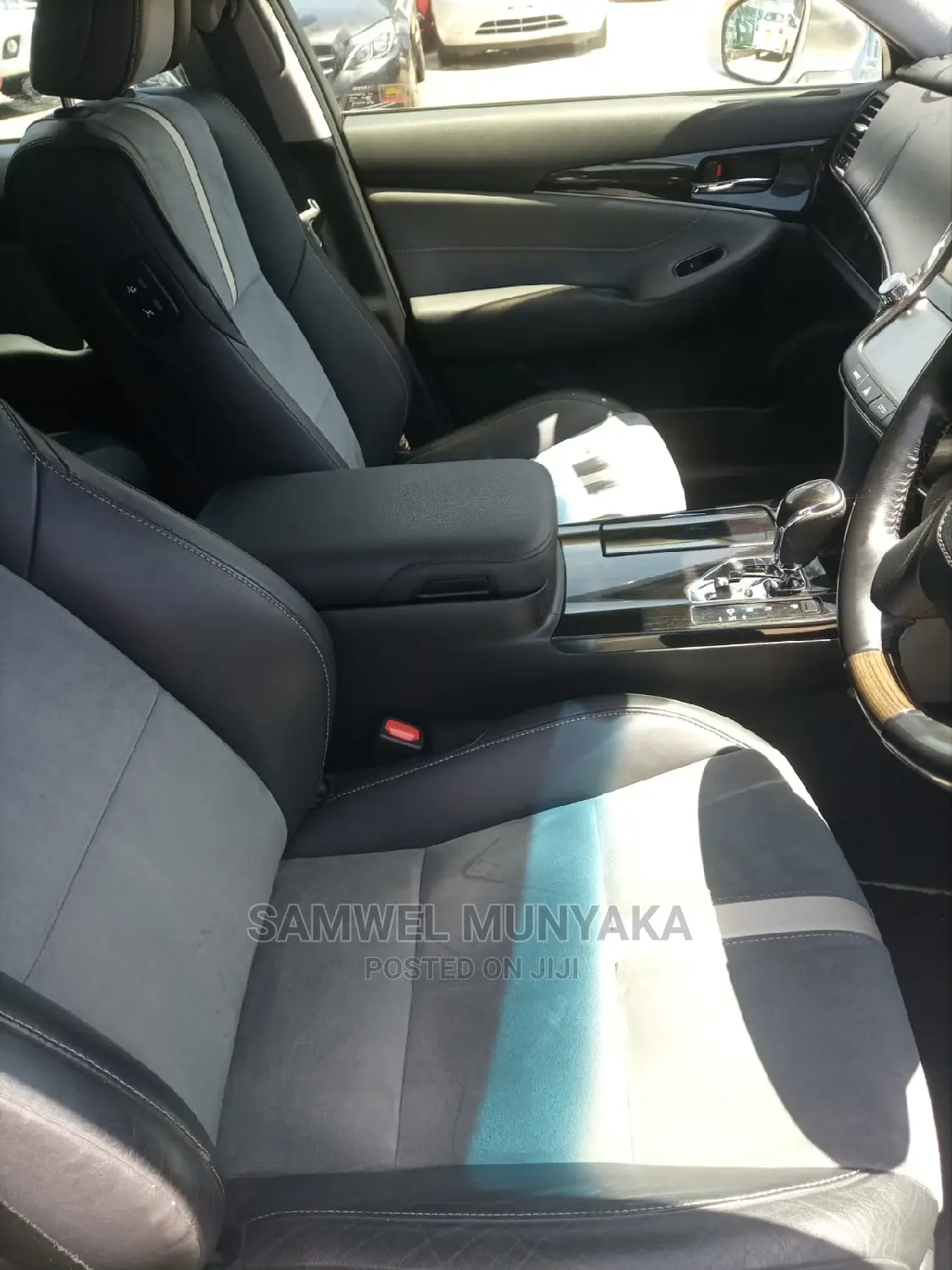 Toyota Crown 2015 Silver